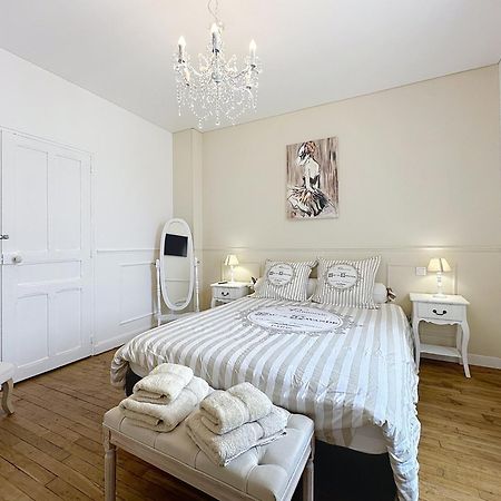 Charmante Maison 2 Chambres Avec Cour Et Jardin Sainte-Savine Eksteriør bilde